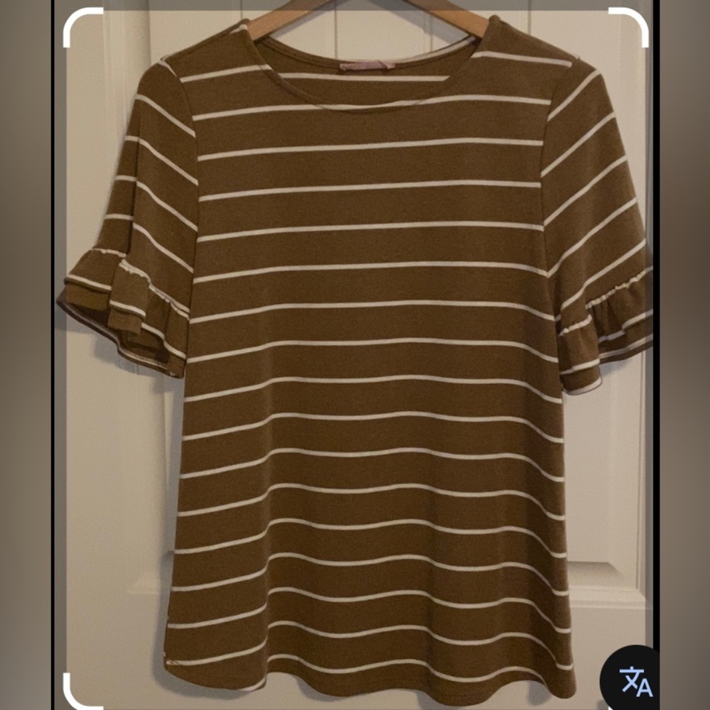 Ces Femme Brown and White Ruffled Short Sleeve T-Shirt